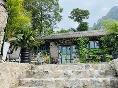 -百里峡七彩艺术小镇