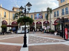 -佛罗伦萨小镇广佛名品奥特莱斯(疏港路店)