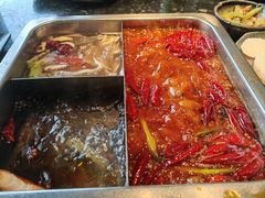 -重庆九记老火锅(广场店)