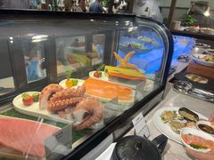 -OPUS+聚全日餐厅(广州增城碧桂园希尔顿逸林酒店)