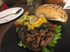 -HIGH FIVE哈福手工汉堡(桂林路店)