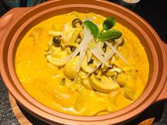 咖喱海鲜豆腐煲-丝路金桃·新疆菜(徐汇店)