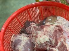 -标记美食新鲜猪杂(兴南大道店)