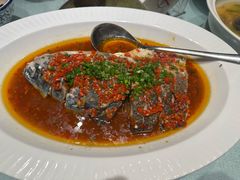 湘中大湖剁椒鱼头-湘中缘·湖南菜(娄底驻京办店)