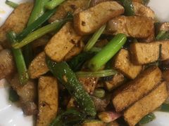 攸昙香干-渝君重庆火锅(嘉宾路店)