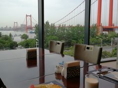 靠窗位-武汉世茂希尔顿酒店·汇·全日餐厅