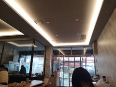 -白翔甜食店