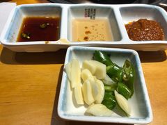 沾碟-唯成•韩国炭火烤肉 유성고기