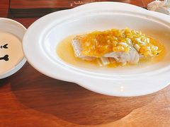 发酵贡椒蒸闽东黄鱼-龙吟山房(青龙山庄店)