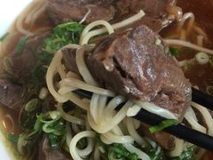 -天下三绝 牛肉面/红酒