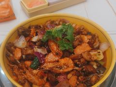 -休记光头香辣蟹干锅(绵竹店)