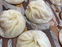 招牌鲜肉小笼汤包-玖鲜小笼(中山广场店)