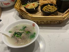 -丁里羊肉小镇(天鹅湖总店)