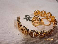 -LADY FAFA(巨鹿路陕西南路路口店)