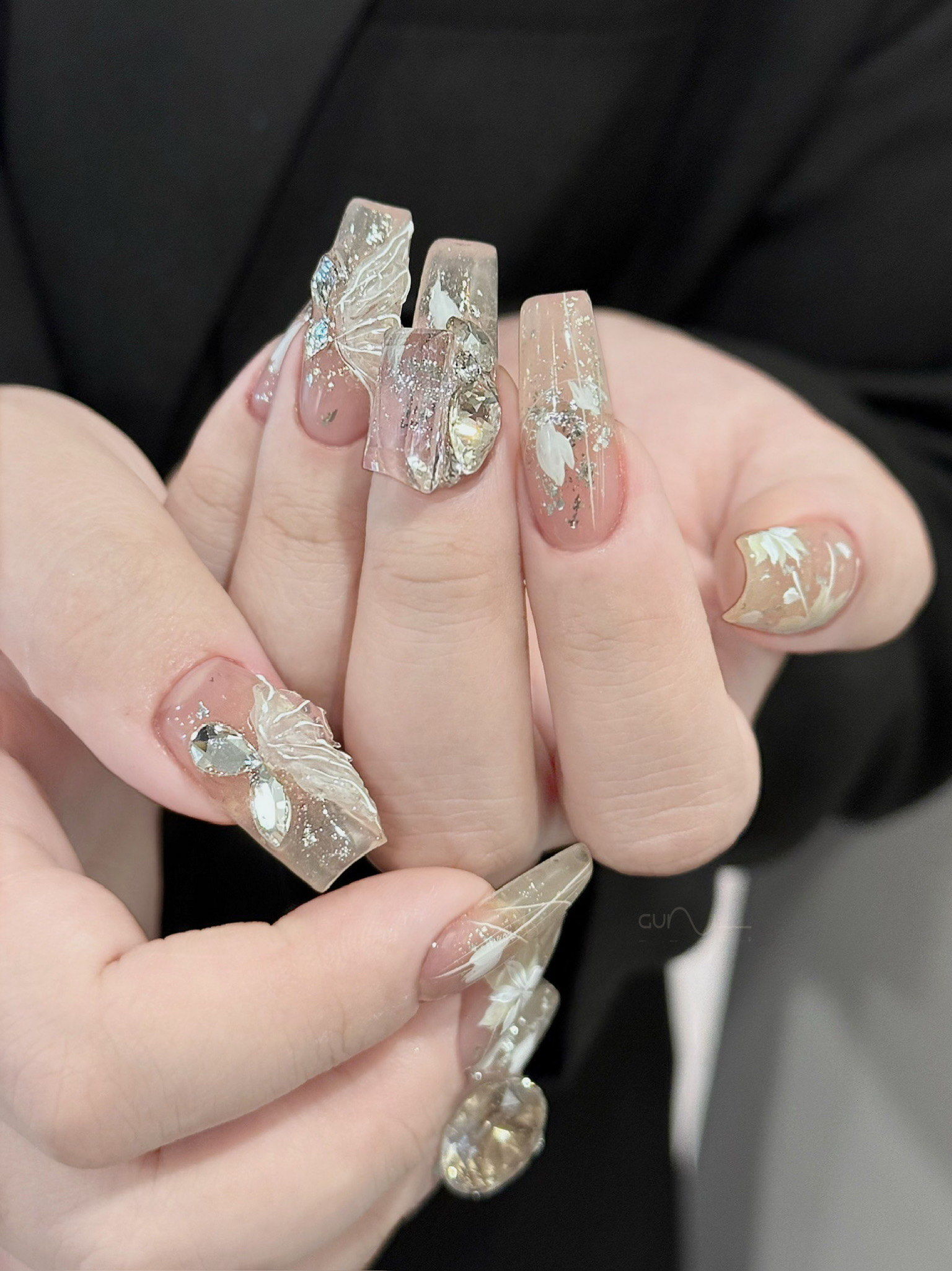 蝴蝶美甲