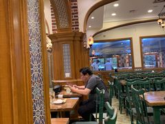 大堂-清真·玛丽亚新疆菜主题餐厅(浙江中路店)