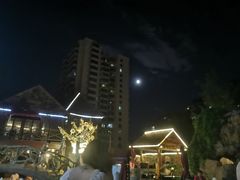 -裕龙汤泉