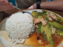 -玥记茶餐厅(十字门华发商都一期绸带店)