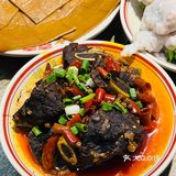 胡財贵重庆火锅,带你领略地道市井味。