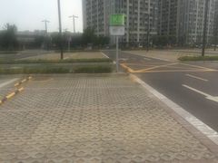 -融创茂-停车场