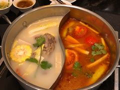 招牌番茄牛尾汤-一哥澳门豆捞·澳门风打边炉(高德置地店)