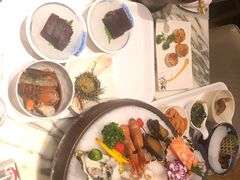 -雍和会海鲜姿造自助(湖东路店)