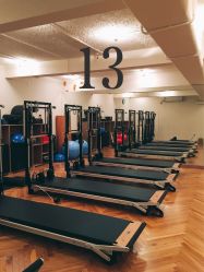 -无界瑜伽普拉提