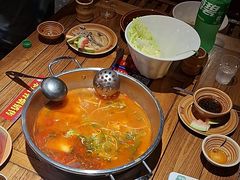 -快活林酸汤鱼鲜品火锅店(甲秀楼店)