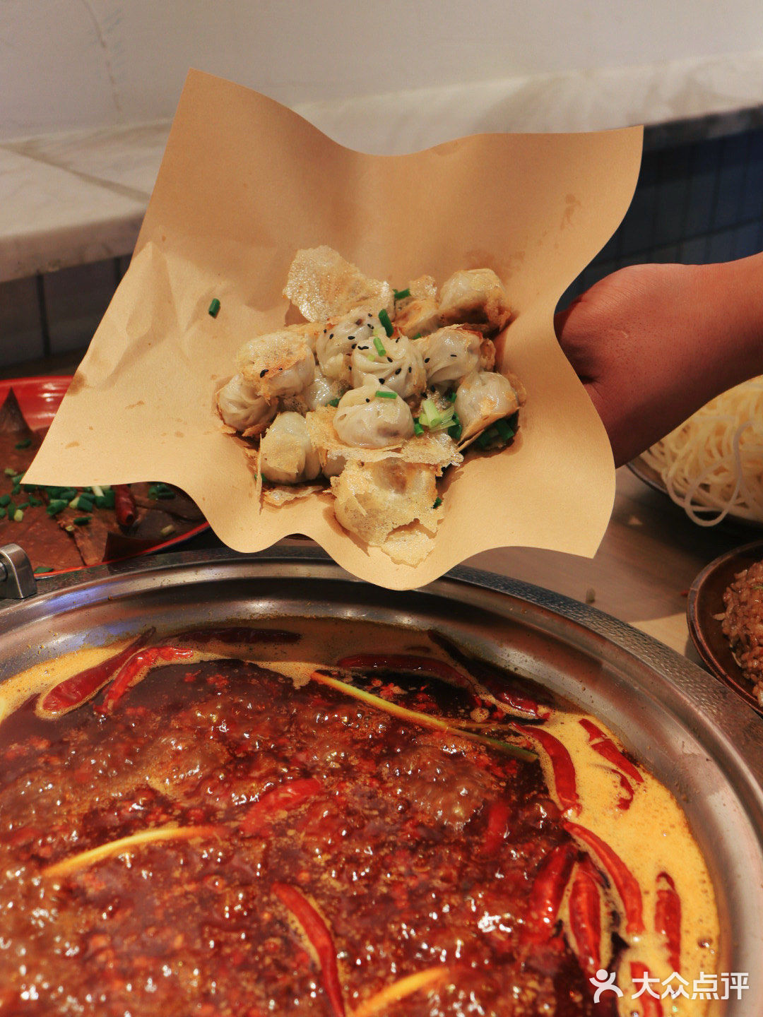 蜀教主 单程2小时都拦不住我下班去吃这口