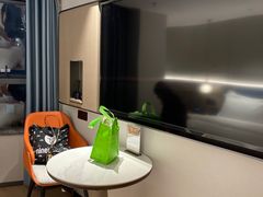 -宜致酒店(永庆坊彩虹桥地铁站店)
