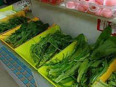 -荣吉招牌自助骨头锅(顾乡店)
