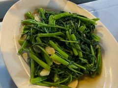 -明记烧鱼美味店