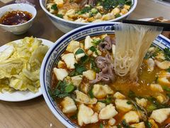 -天发芽·何记葫芦头泡馍·传统小吃(报恩寺街店)