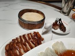-梅利汴京烤鸭•开封豫菜地标店(东大街店)