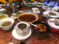 -万重锦·人文川菜馆(骡马市店)