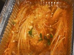 -依呀呀ktv烧烤小串(中山西路店)