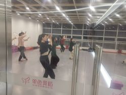 -单色舞蹈