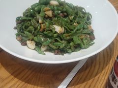 -黄泥岗·地道湖北菜(奥特莱斯店)