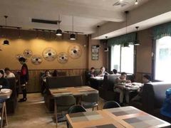 大堂-清真·穆巴拉克西餐厅(回民街店)