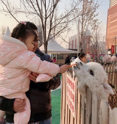 -萌宠亲子动物乐园(槐房万达店)