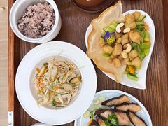 -雪梅月子中心(华侨城店)