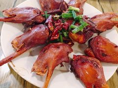 鸭头-冶建镜子·老南昌大排档·江西虾王(总店)