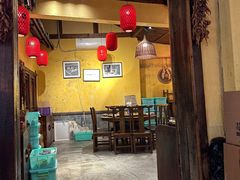 -富正毅三下锅·湘西韵味(天门山索道店)