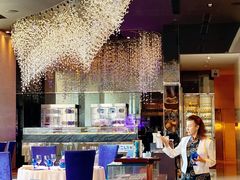 -AZUR聚(香格里拉饭店)