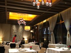 -富力丽思卡尔顿酒店·FLAIR餐厅酒吧