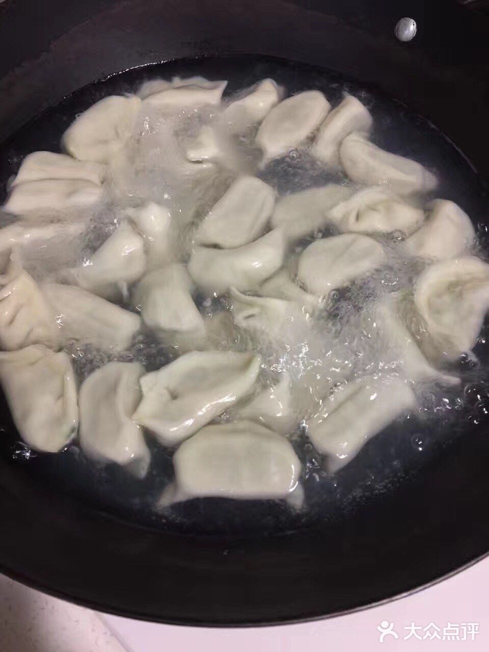 好吃不过自己包的鲜饺子！