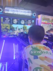 -LuckyStar幸运星家庭娱乐中心(东莞国贸店)