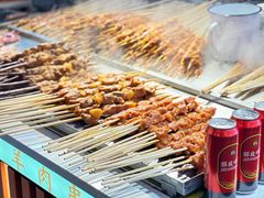 -八一路好吃街(雨田商务大厦店)