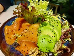 烟熏三文鱼杂菌沙拉-BE BRIGHT KITCHEN(正佳广场店)