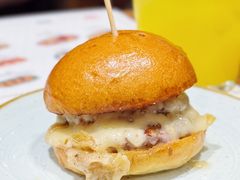 mini&nbsp;‘Double’&nbsp;Smash&nbsp;Burger-Tapa Tapa